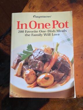 Weight Watchers In One Pot Cookbook - 2003 Vintage